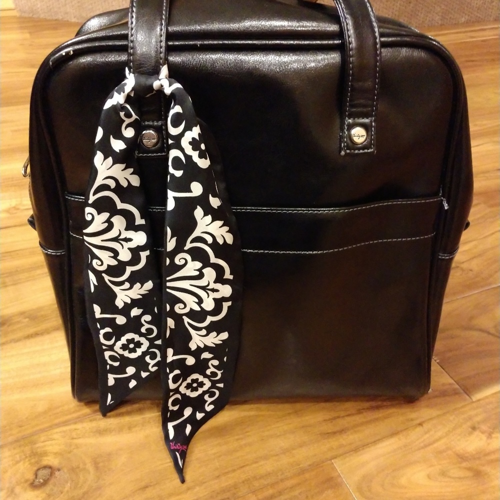 Thirty One leather bag